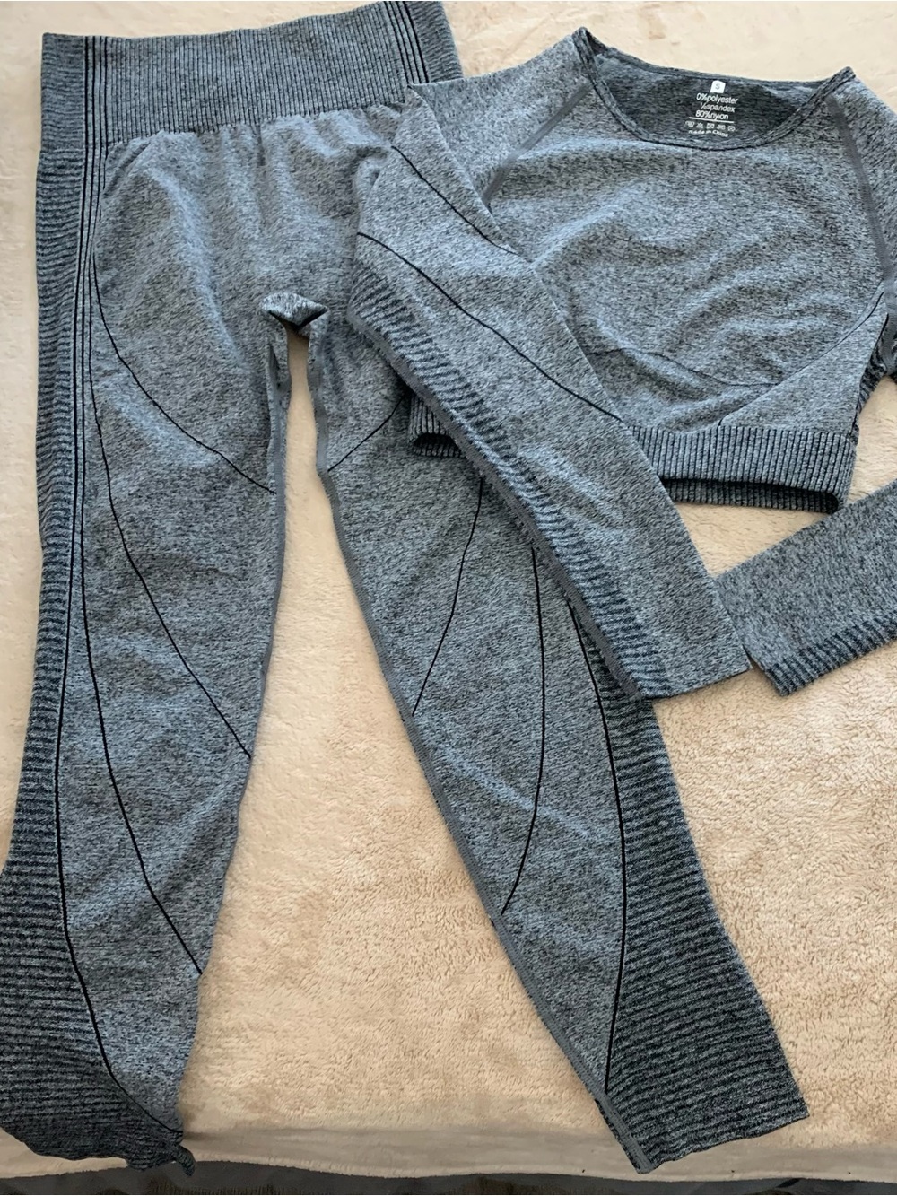 Seamless Ribbed Grey Scoop Neck Crop Top and workout pants for  Women